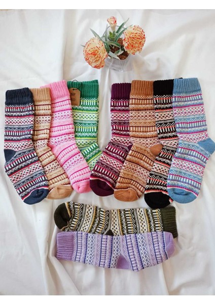 2 Çift Kalın Kışlık Yumuşak Çorap Yılbaşı Motif Etnik Desenli Kadın Çorabı Pembe Kırmızısiyah 36-40 fırsatları