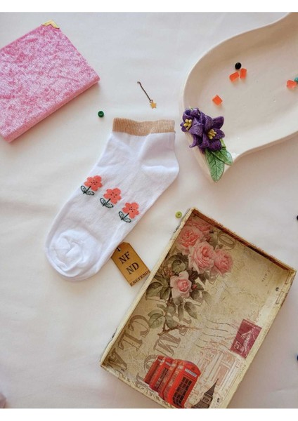 2 Çift Çorap Burun Dikişsiz Patik Çorap Pamuklu Yumuşak Kısa Konç Desenli Kadın Çorabı 36-40 fırsatları