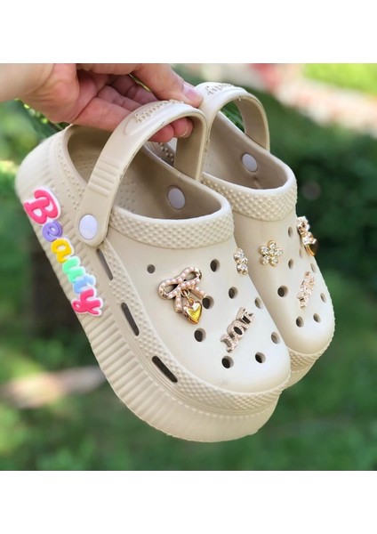 Kız Çocuk Sandalet Parlak Taşlı Beauty (Güzellik) Figürli Kaydırmaz Taban Havuz Deniz Ayakkabısı