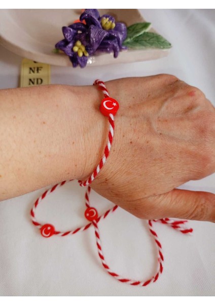 Ay Yıldızlı Fimo Kırmızı Beyaz Ip Marteniçka Kartlı Bileklik Hediye Bahar Bilekliği Ayyıldız fiyatları