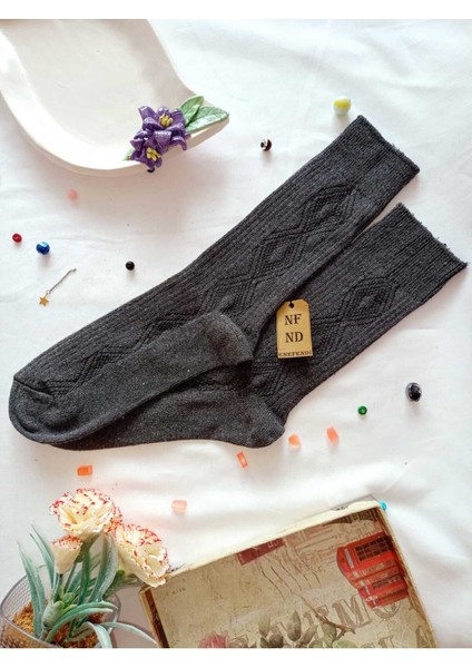 2 Çift Yünlü Termal Erkek Kokulu Kışlık Soket Kalın Desenli Çorap Hediye Füme Siyahbeyaz 40-45 fırsatları