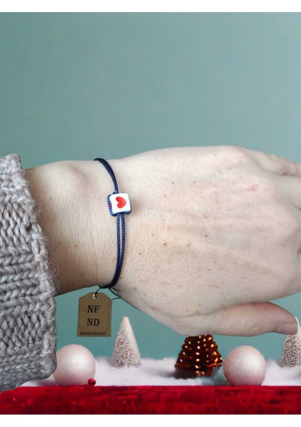 Bileklik Kalpli Lacivert Ipli Makrome Ipli Hediyelik Şans Arkadaşlık Bilekliği modelleri