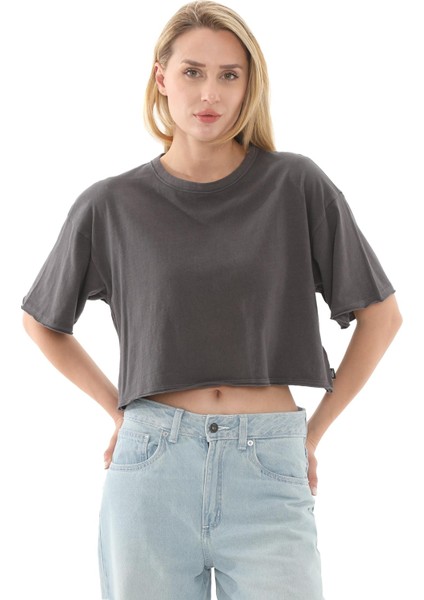 VN000M98BLK1 Vans Relaxed Crop Wash Ss Tee Kadın T-Shirt Antrasit