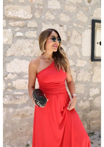 Buketli Kadın Drapeli Beli Lastikli Sandy Kumaş Tek Omuz Elbise modelleri