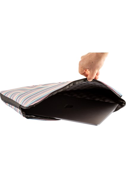 MacBook Air/pro 15.6 İnç Uyumlu Darbeye Karşı Korumalı Laptop Çantası - Suya Dayanıklı Tasarım Çizgili Desenli modelleri