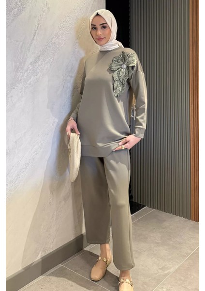 Yaka Çiçek Detaylı Tunik Pantolon Tesettür Ikili Takım P-00015931
