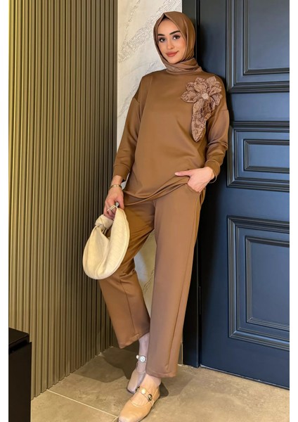 Yaka Çiçek Detaylı Tunik Pantolon Tesettür Ikili Takım P-00015931