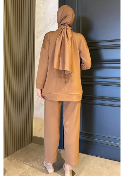Yaka Çiçek Detaylı Tunik Pantolon Tesettür Ikili Takım P-00015931 fırsatları