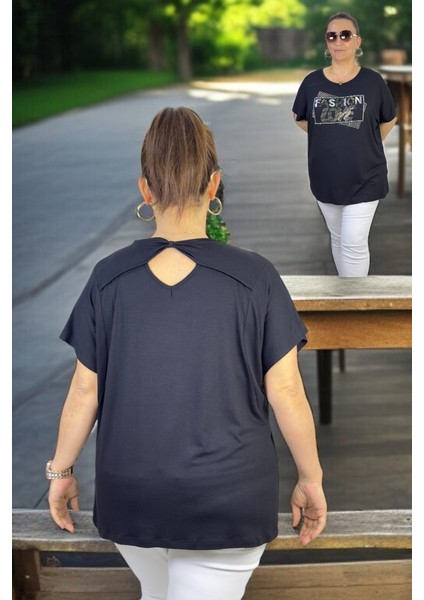 Sırtta Pencere Dedaylı Bisiklet Yaka Taş Işlemeli Rahat Kesim Yaka Büyük Beden Bluz fırsatları