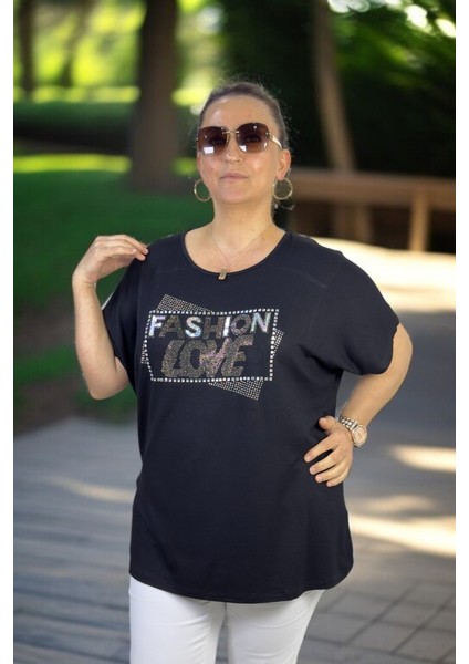 Sırtta Pencere Dedaylı Bisiklet Yaka Taş Işlemeli Rahat Kesim Yaka Büyük Beden Bluz indirimleri