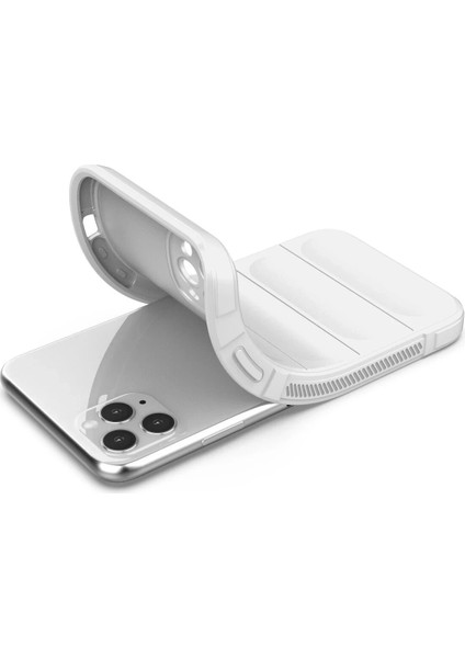 Apple iPhone 11 Pro Kılıf Optimum Silikon - Krem Ferrg