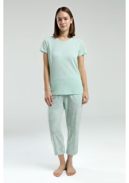 8963 Kadın Kapri Pijama Takım fiyatları
