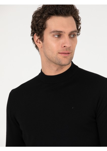 Erkek Siyah Regular Fit Çeyrek Balıkçı Yaka Basic Triko Kazak 50257271-VR046
