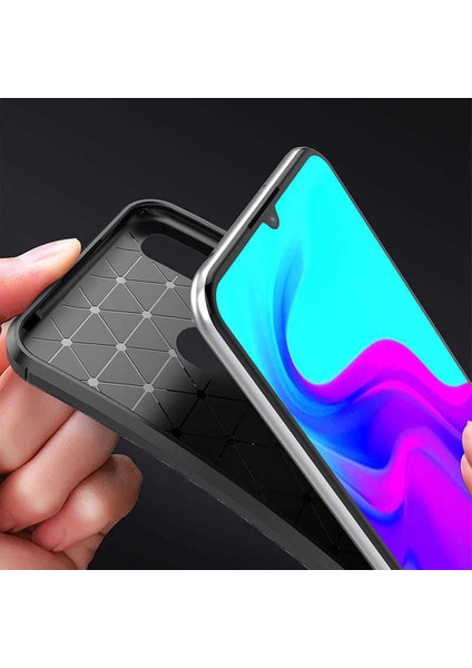 Huawei Y7 Prime 2019 Karbon Desenli Negro Silikon Kılıf