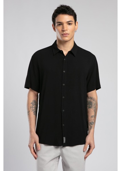 Regular Fit Kısa Kollu Gömlek Erkek Gömlek 252 Lcm 241019 8101