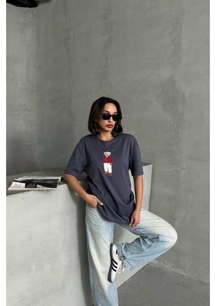 Ayıcık Detaylı Tişört