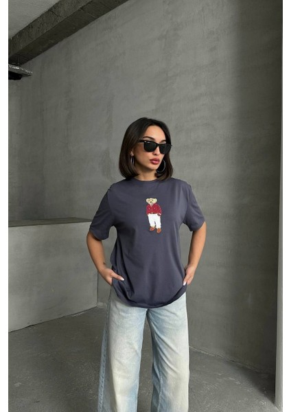 Ayıcık Detaylı Tişört modelleri