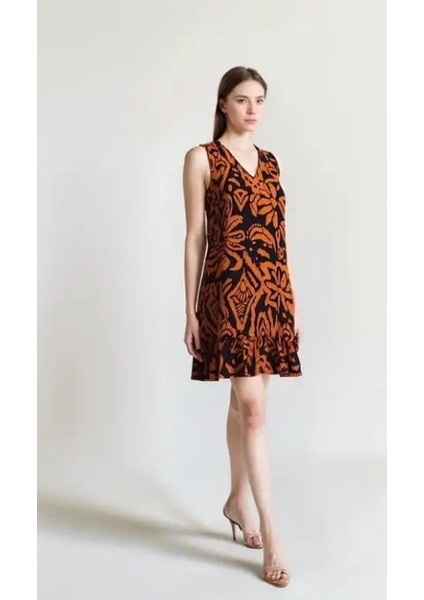 Kadın Desenli Kolsuz Askılı Volanlı Yazlık Viskon Elbise Eteği Fırfırlı