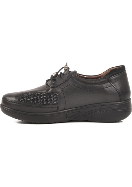 42632 Z Siyah Deri Kadın Günlük Ayakkabı fiyatları