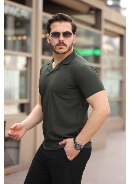 Erkek Hemşir Yaka Likralı Regular Kalıp Polyamid Kumaş T-Shirt