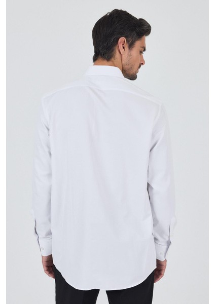 Beyaz Sert Yaka Düz Classic Comfort Fit Gömlek 1004250901 indirimleri