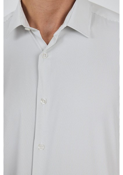 Beyaz Sert Yaka Cepsiz Gabardin Uzun Kol Slim Fit Esnek Gömlek 1004250231 fırsatları