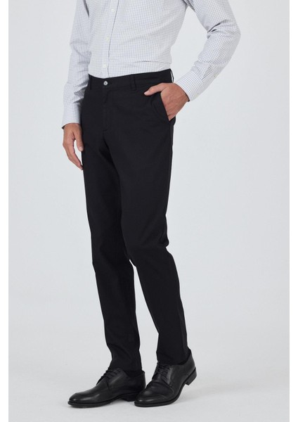 Siyah Gabardin Yan Cep Düz Paça Comfort Fit Pamuklu Casual Chino Pantolon 1003250121