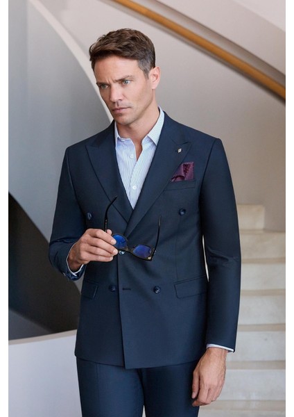 Beyaz Uzun Kol Çizgili Desen Gabardin Sert Yaka Cepsiz Pamuklu Classic Slim Fit Gömlek 1004245207 modelleri