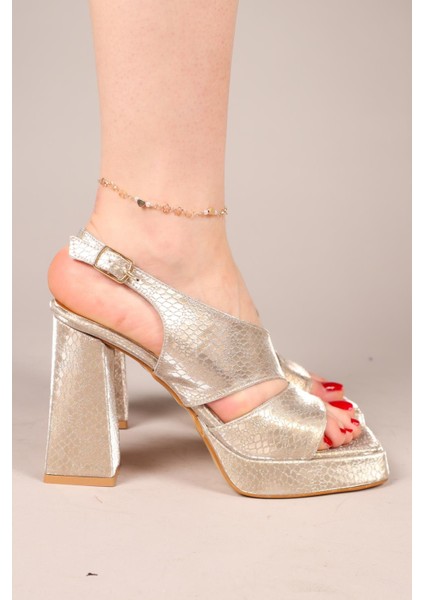 Cinnar Verev Bantlı Platform Topuklu Ayakkabı Gold indirimleri