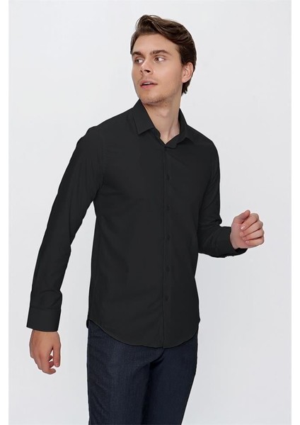 Siyah Düz Desen Slim Fit Sert Yaka Gömlek