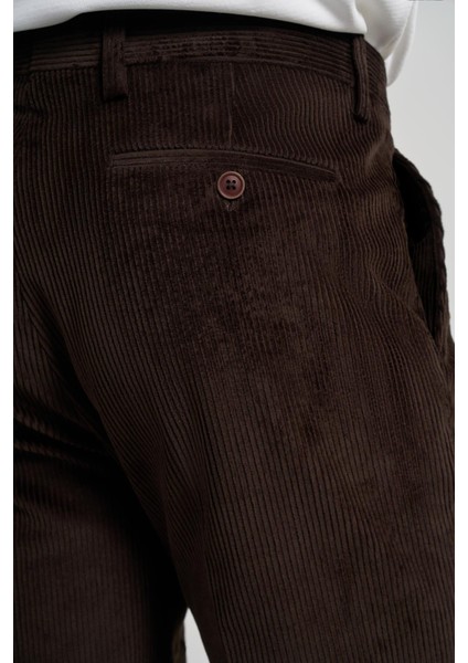 Koyu Kahverengi Pamuklu Yandan Cepli Comfort Fit Kadife Pantolon 1003245160 fırsatları