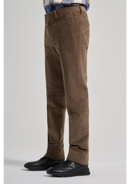 Koyu Bej Pamuklu Yandan Cepli Comfort Fit Kadife Pantolon 1003245160 modelleri