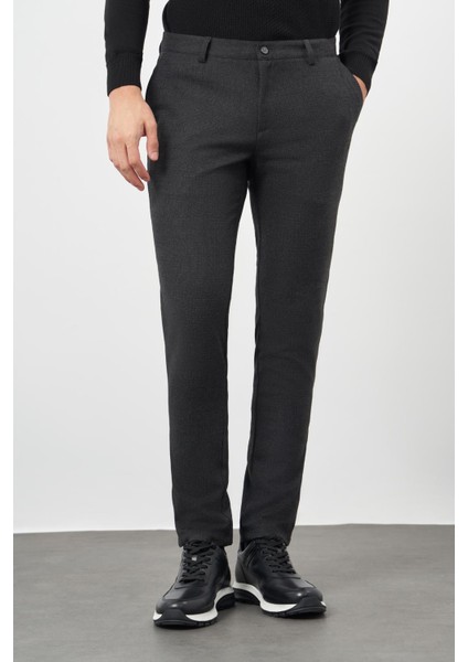 Siyah Esnek Yandan Cepli Casual Comfort Fit Chino Pantolon 1003245158