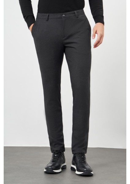 Siyah Esnek Yandan Cepli Casual Comfort Fit Chino Pantolon 1003245158 fiyatları