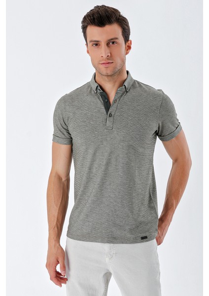 Kısa Kollu Armürlü Düğmeli Yaka Cepsiz Klasik Slim Fit Dar Kesim T-Shirt 1011230165