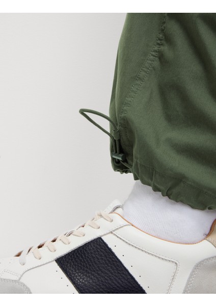 Loose Fit Paraşüt Kargo Pantolon indirimleri