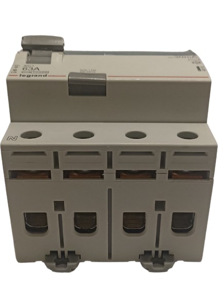 4 Kutup 400V± Xc3 63A Serisi Kaçak Akım Koruma Anahtarı - 4 031 92 modelleri
