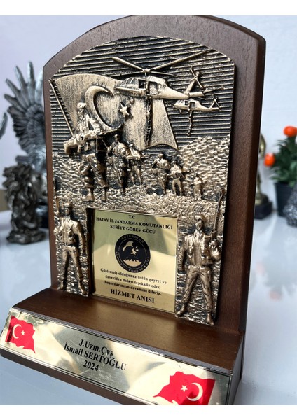 Askeri Birliklere Özel Hizmet Anısı Plaket (Kahverengi )