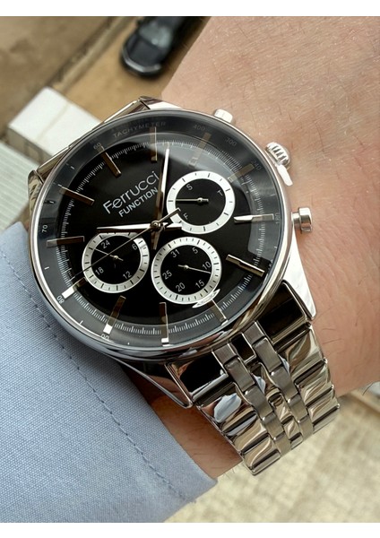 Göstergeleri Aktif Su Geçirmez Erkek Kol Saati