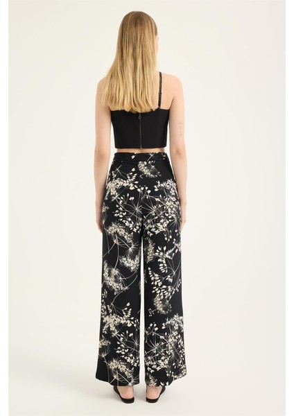 Çiçek Desenli Pantolon indirimleri