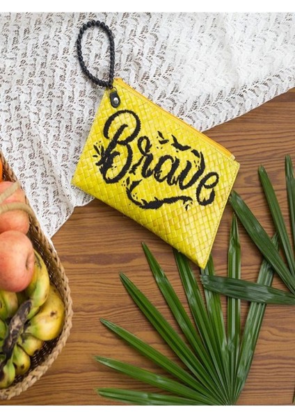 Quote Clutch: Brave In Yellow El Yapımı Organik Hasır Clutch