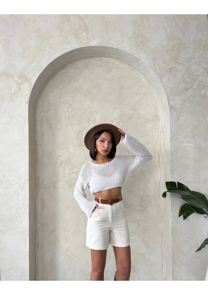 Gabardin Kumaş Krem Regular Fit Yüksek Bel Orta-Mini Şort