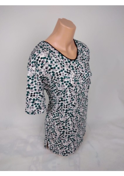 Kadın Yeşil Beyaz U Yaka Kısa Kollu Desenli Yırtmaçlı Dokuma Viskon Anne Penye Tişört fiyatları