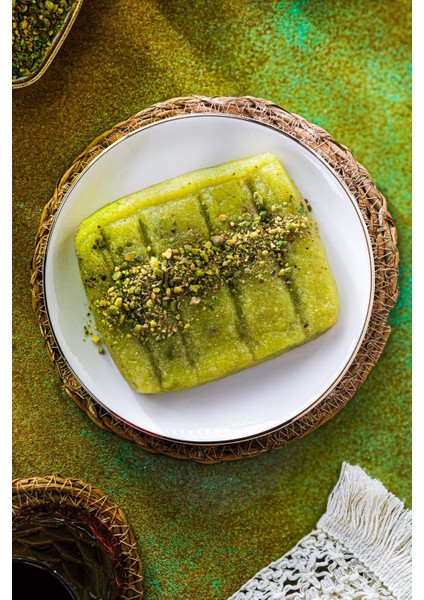 Antep Fıstıklı Fırınlanmamış Peynir Helvası 500 Gr