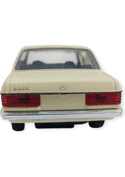 Çek Bırak Araba 1:32 Mercedes Benz W123 - 43686 - Beyaz (Lisinya)