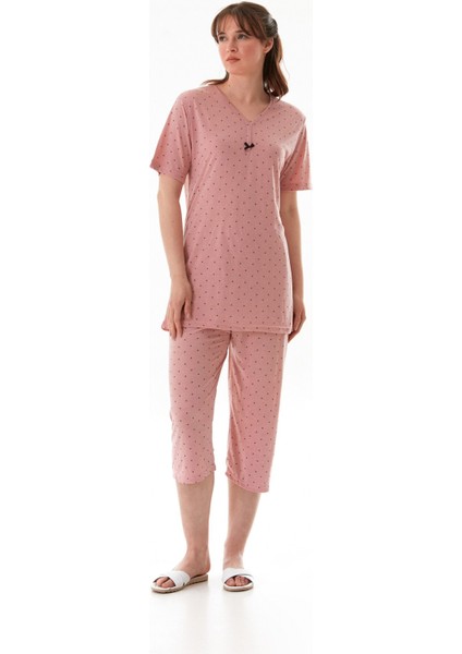 Yıldız Desenli Kısa Kol Büyük Beden Kapri Pijama Takımı