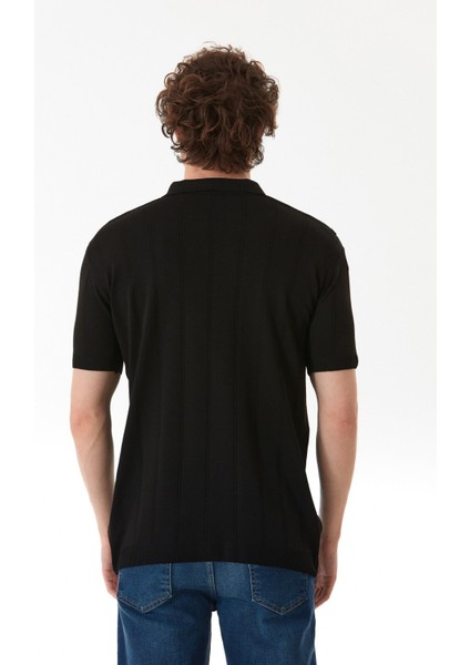 Şeritli Polo Yaka Yarım Fermuarlı Triko Tişört fırsatları