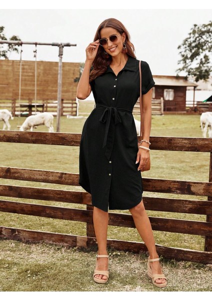 Kadın Kısa Kollu Yakalı Önden Düğmeli Beli Kuşaklı Bürümcük Elbise
