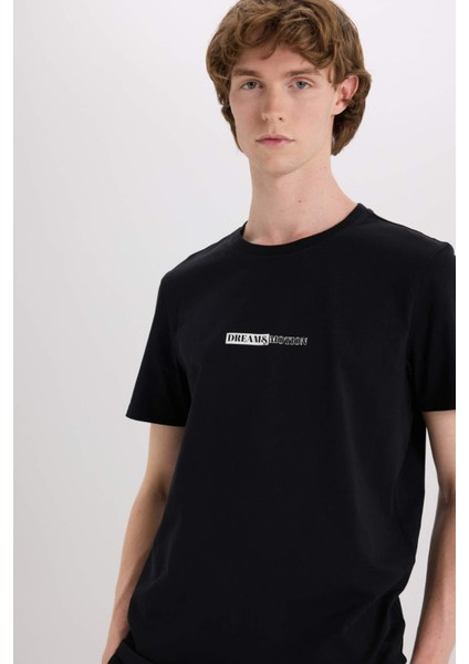 %100 Pamuk Slim Fit Dar Kesim Bisiklet Yaka Baskılı Kısa Kollu Tişört E3776AX25SM fırsatları