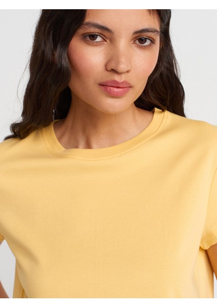 31757 Bisiklet Yaka Dikiş Detaylı T-Shirt-Sarı modelleri